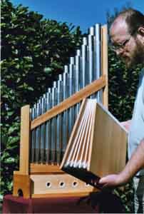 Organo portativo smontabile (3 piedi)