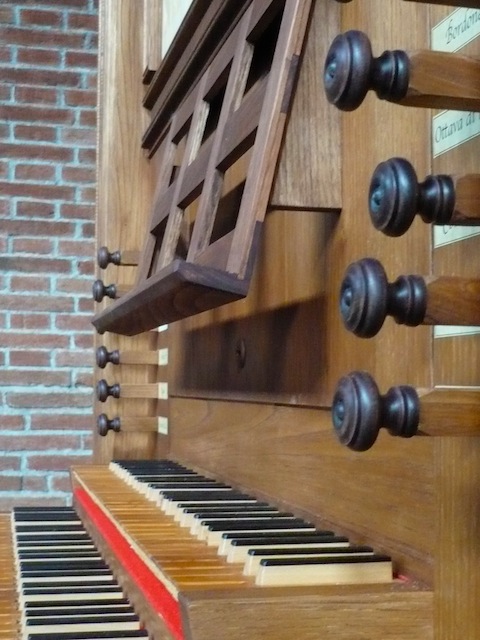 P1010880